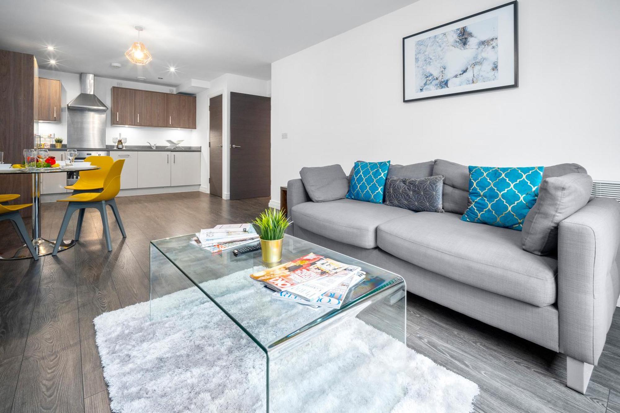 New Luxe Apartment - Secure Parking - Birmingham City Centre - Netflix - Wifi - Top Rated - 54M Exterior photo